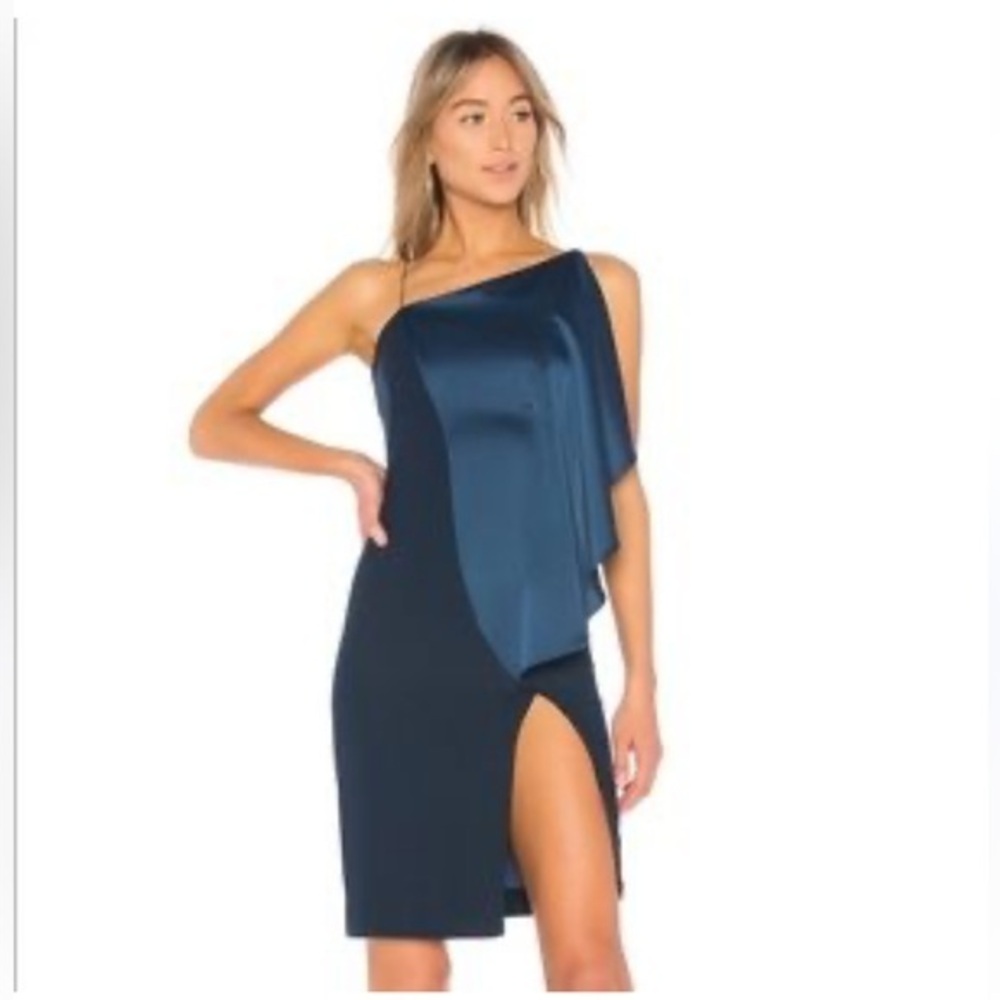 Size 6 AQ/AQ Blue one shoulder dress